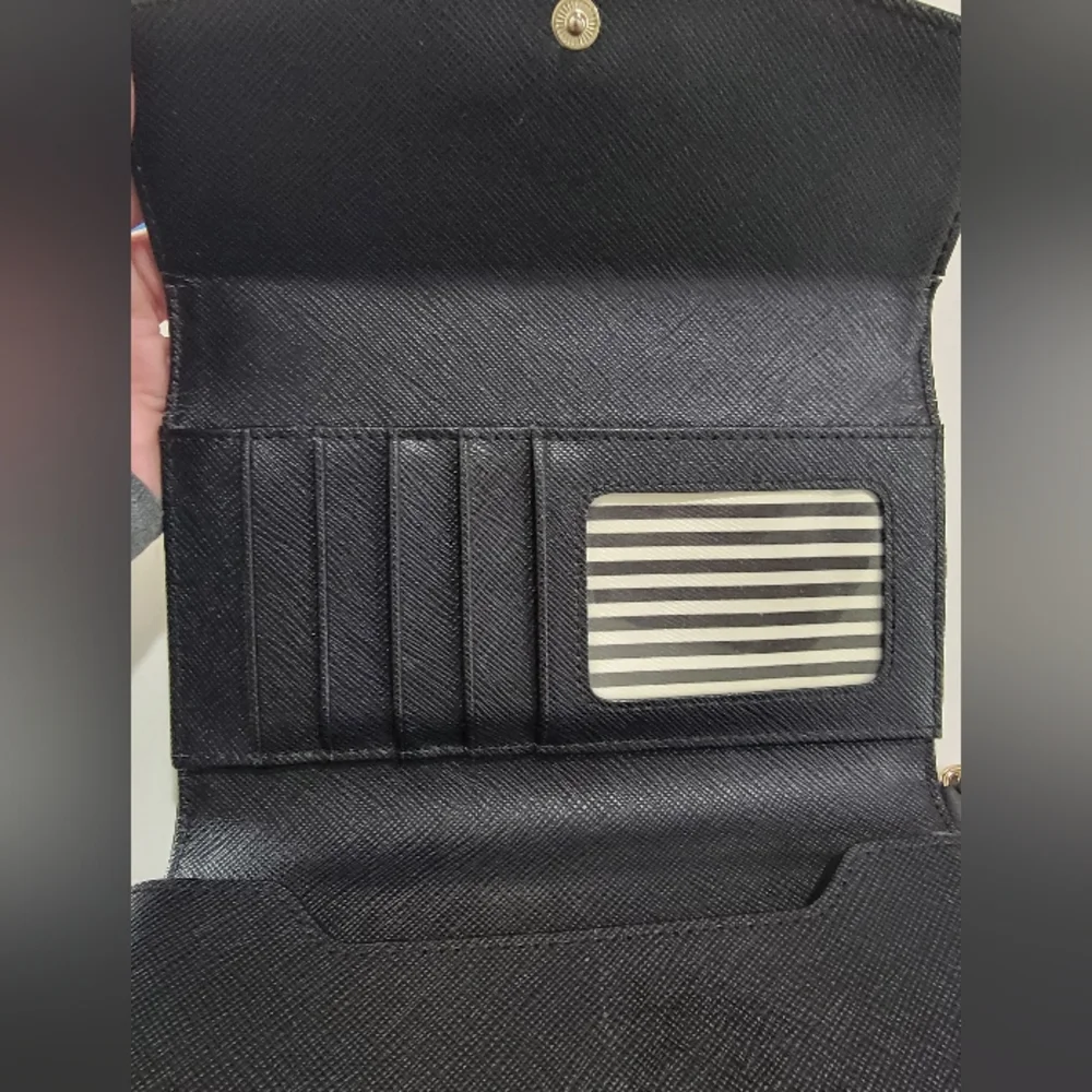 Kate Spade Black Wristlet Clutch